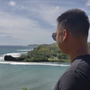 Meet your Posher, James